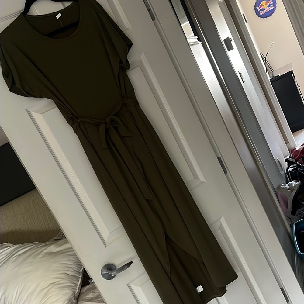 Elegant Olive Green Maxi Dress